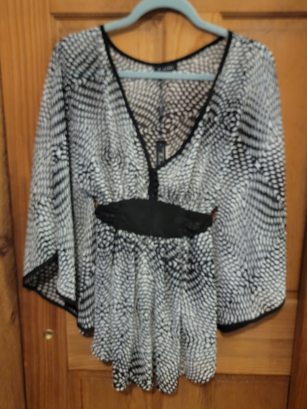 Panitti, size L,Black & White Patterned V-Neck Blouse with Empire Waist